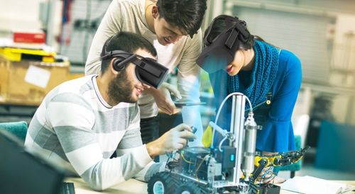 5 Reasons Why Engineering Colleges Consider VR Labs for their Classroom