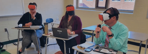 An Innovative Pre-service Science Teachers’ Training Using VR at Van Yuzuncu Yil University, Turkey